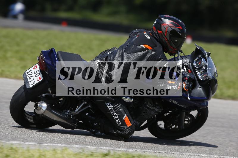 /Archiv-2024/29 12.06.2024 MOTO.CH Track Day ADR/Gruppe blau/55